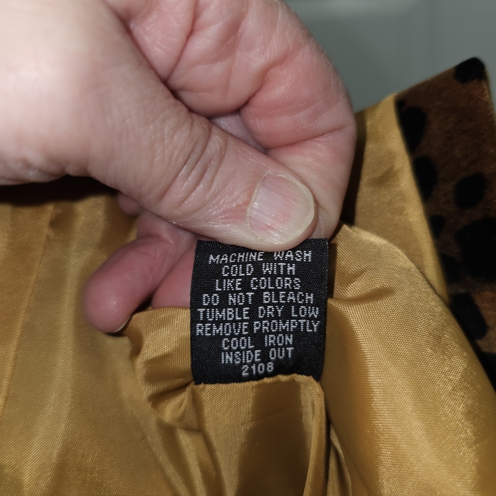 Rafaella Velvet Leopard Teddy Jacket, Size 10 - Picture 11 of 11